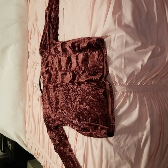 Purple crushed velvet top, long sleeves, Sz XL - Picture 5 of 8